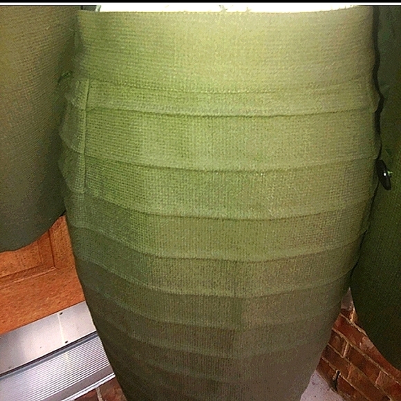 SALE! Gianni Versace 42 6 Olive Green Wool Rare Tailored Vintage Skirt Suit - Picture 6 of 10